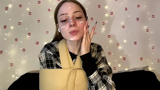 Snapshot of itskylieee chatting on 30, 6, 2026 itskylieee online show from 30, 6, 2026
