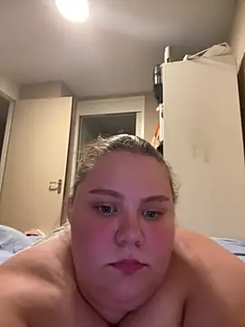 Snapshot of chubbyqueenbb chatting on 3, 7, 2026 chubbyqueenbb online show from 3, 7, 2026