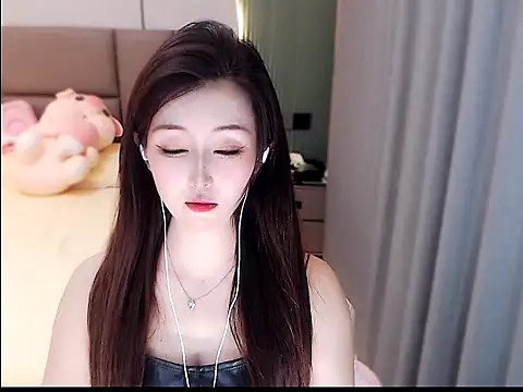 Snapshot of Mimi66688 chatting on 8, 7, 2026 Mimi66688 online show from 8, 7, 2026