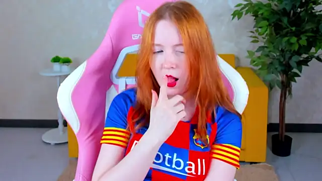 ari-kittyy online show from 24, 6, 2026