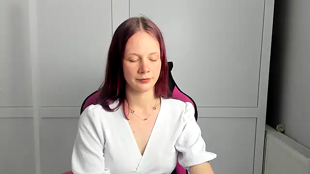 Skylar spring online show from 29, 6, 2026