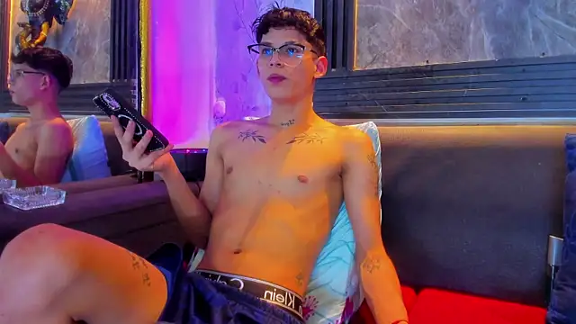 Brianhot0F online show from 26, 6, 2026