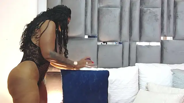 IvyEllis1 online show from 4, 8, 2026