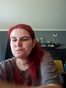 GoldenWifee online show from 17, 6, 2026