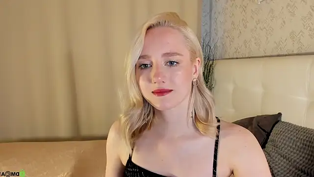 Chloe-Deccer online show from 26, 6, 2026