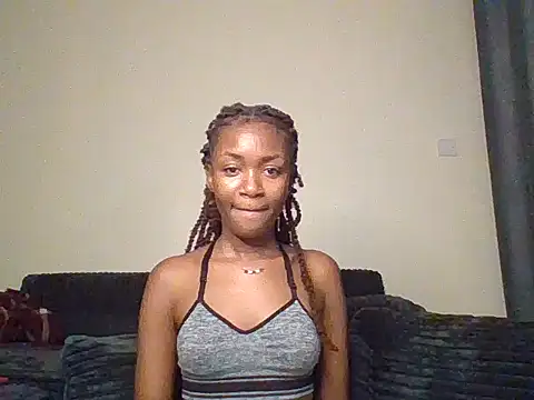 Snapshot of Lill_Miss chatting on 7, 7, 2026 Lill Miss online show from 7, 7, 2026