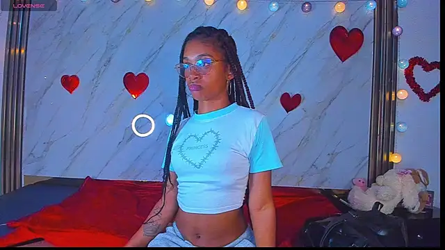 Noami  online show from 24, 6, 2026