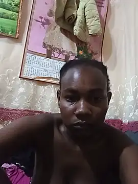 Snapshot of luinah chatting on 16, 6, 2026 luinah online show from 16, 6, 2026