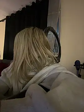 Lia-firee online show from 20, 7, 2026