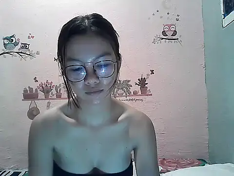 Snapshot of ClassyCrushpinay chatting on 13, 6, 2026 ClassyCrushpinay online show from 13, 6, 2026