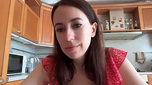 Snapshot of Flamingo_Queen chatting on 18, 6, 2026 Flamingo Queen online show from 18, 6, 2026