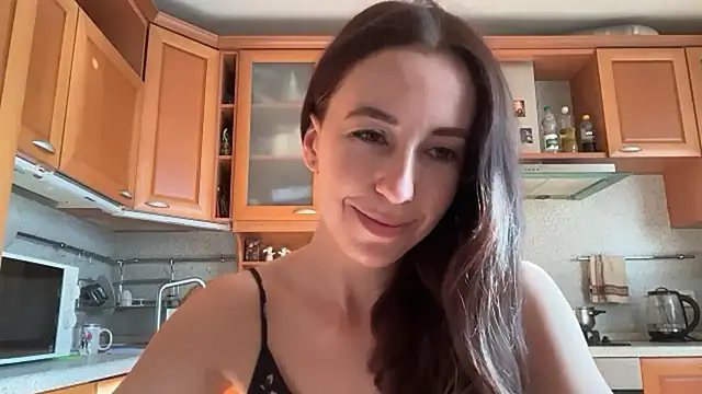 Snapshot of Flamingo_Queen chatting on 22, 7, 2026 Flamingo Queen online show from 22, 7, 2026