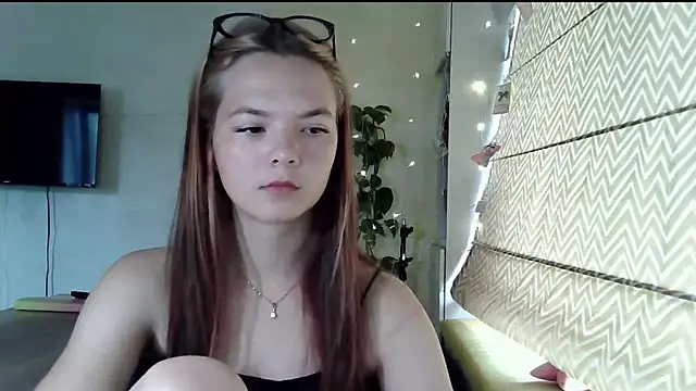 AvrilGillig online show from 13, 7, 2026