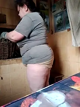 oksana72 online show from 15, 2, 2026