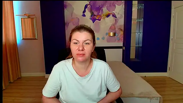 Snapshot of LunaKissesx chatting on 8, 6, 2026 LunaKissesx online show from 8, 6, 2026