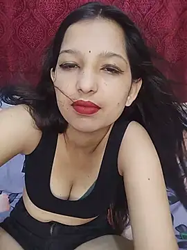 Snapshot of Queen_Rosyy chatting on 21, 7, 2026 Queen Rosyy online show from 21, 7, 2026