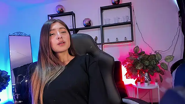 Snapshot of zarel_angels chatting on 24, 7, 2026 zarel angels online show from 24, 7, 2026