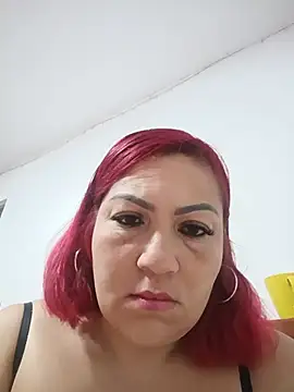 Agata Traviesa online show from 22, 6, 2026