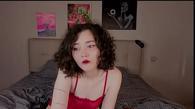 PussyAllNight online show from 18, 6, 2026