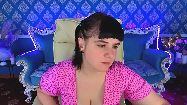 Snapshot of KatrinMilly chatting on 19, 7, 2026 KatrinMilly online show from 19, 7, 2026