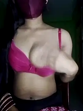 Snapshot of Ishaniya chatting on 20, 6, 2026 Ishaniya online show from 20, 6, 2026