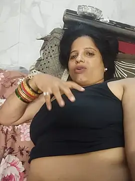Snapshot of SWEETY01990 chatting on 18, 7, 2026 SWEETY01990 online show from 18, 7, 2026