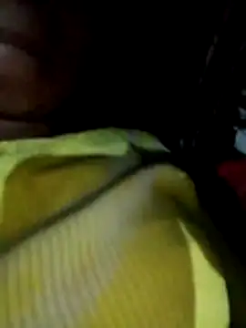 Snapshot of Love18-26cupple chatting on 19, 7, 2026 Love18-26cupple online show from 19, 7, 2026
