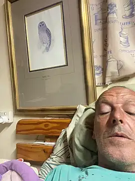 Snapshot of GeldenKuy chatting on 10, 7, 2026 GeldenKuy online show from 10, 7, 2026