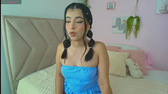 Snapshot of sweet_lara23 chatting on 16, 7, 2026 sweet lara23 online show from 16, 7, 2026
