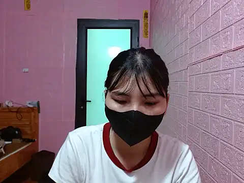 Snapshot of ThuyTien279 chatting on 16, 7, 2026 ThuyTien279 online show from 16, 7, 2026