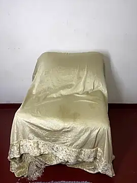 officequeen online show from 17, 6, 2026