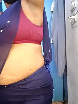 Snapshot of tamil_sarah chatting on 24, 6, 2026 tamil sarah online show from 24, 6, 2026