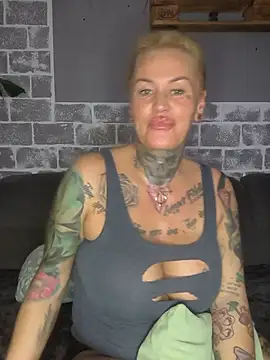 InkedMissLaBaehm online show from 27, 6, 2026
