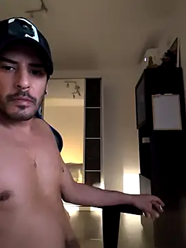 Snapshot of BobyBoy69 chatting on 10, 6, 2026 BobyBoy69 online show from 10, 6, 2026