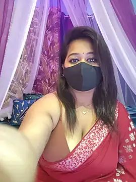 Snapshot of beauty_lisa- chatting on 13, 6, 2026 beauty lisa- online show from 13, 6, 2026