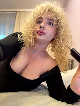 Snapshot of Khalee_syyy chatting on 17, 7, 2026 Khalee syyy online show from 17, 7, 2026