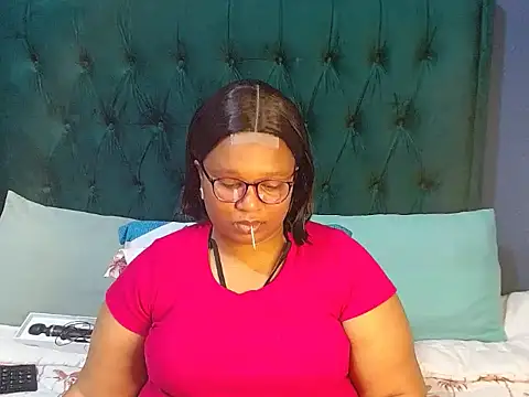Snapshot of MISS_BLACKBERY chatting on 22, 6, 2026 MISS BLACKBERY online show from 22, 6, 2026
