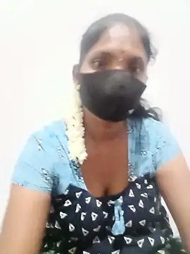Snapshot of akshaya4311 chatting on 3, 7, 2026 akshaya4311 online show from 3, 7, 2026