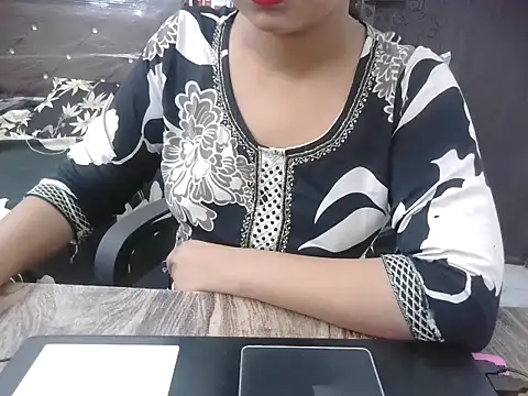 Bold-Divya1 online show from 25, 6, 2026