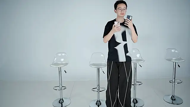 You-first-love online show from 29, 7, 2026