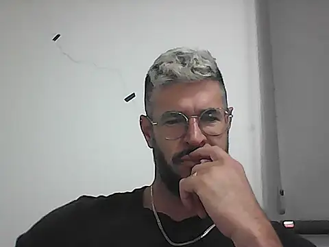Snapshot of mrbighairychest chatting on 30, 6, 2026 mrbighairychest online show from 30, 6, 2026