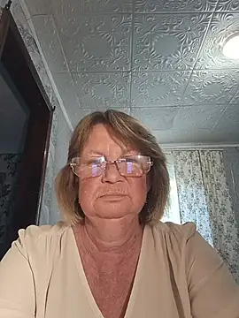 MilashkaCutie50 online show from 19, 7, 2026