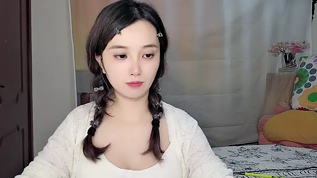 Snapshot of Yesqiko chatting on 18, 6, 2026 Yesqiko online show from 18, 6, 2026