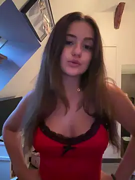 Snapshot of petiteambre chatting on 15, 7, 2026 petiteambre online show from 15, 7, 2026