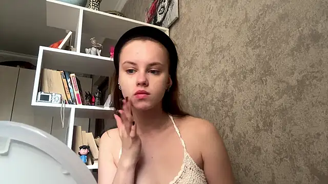 Mollybeans online show from 24, 6, 2026