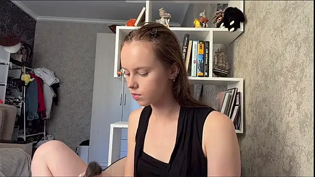Mollybeans online show from 3, 8, 2026