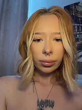 MaryChanXO online show from 22, 6, 2026