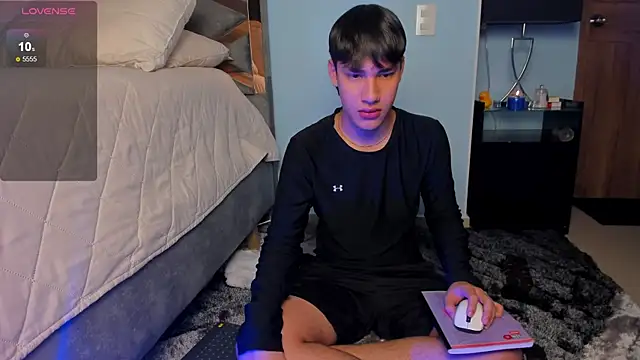 Snapshot of Angel__TheKing chatting on 24, 7, 2026 Angel TheKing online show from 24, 7, 2026