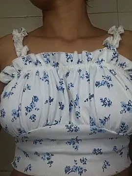 simmi dolls online show from 6, 8, 2026