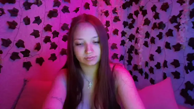 Snapshot of SafinaRose chatting on 25, 6, 2026 SafinaRose online show from 25, 6, 2026
